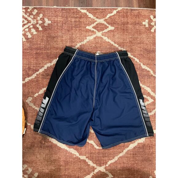 Men’s Nike Swim Trunks XL Navy Black Vacation Pool Beach Resort wear - Picture 3 of 5